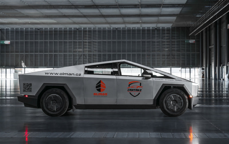 Tesla Cybertruck v Česku – kde si ho můžete půjčit?
